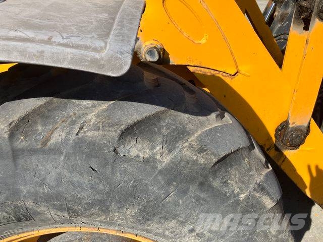 JCB 3 CX Backhoe
