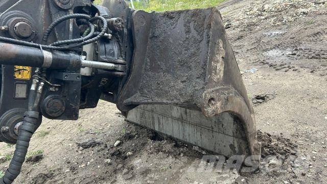 Volvo ECR 235EL Roomikekskavaatorid