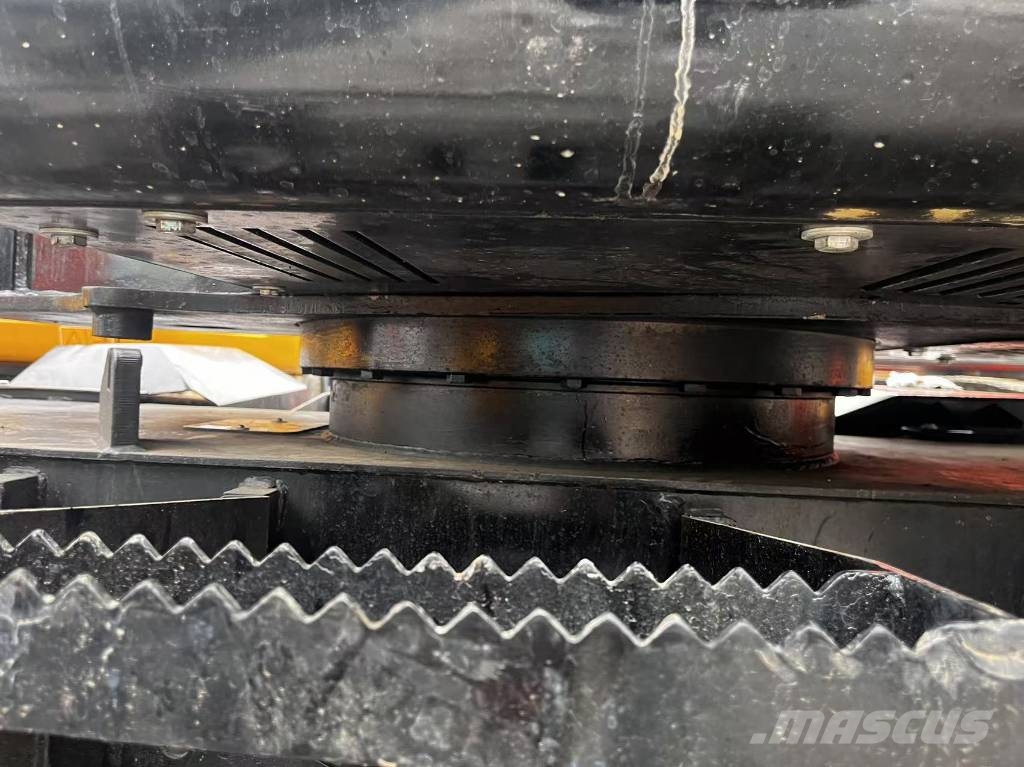 Hyundai 60W-9 Ekskavatori uz riteņiem