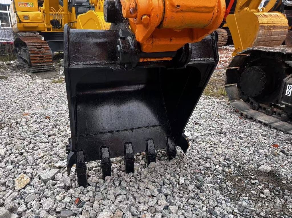 Hyundai 60W-9 Ekskavatori uz riteņiem