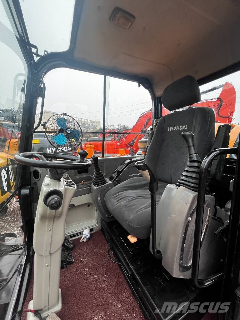 Hyundai 60W-9 Ekskavatori uz riteņiem
