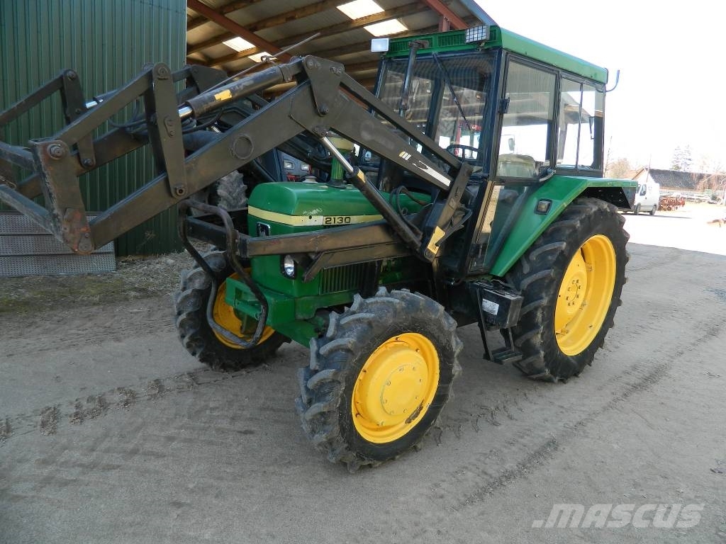 John Deere 2130 Трактора