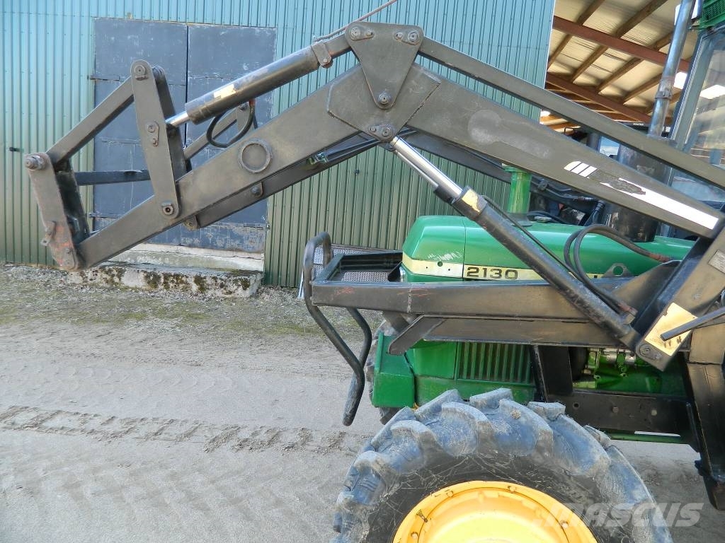 John Deere 2130 Трактора