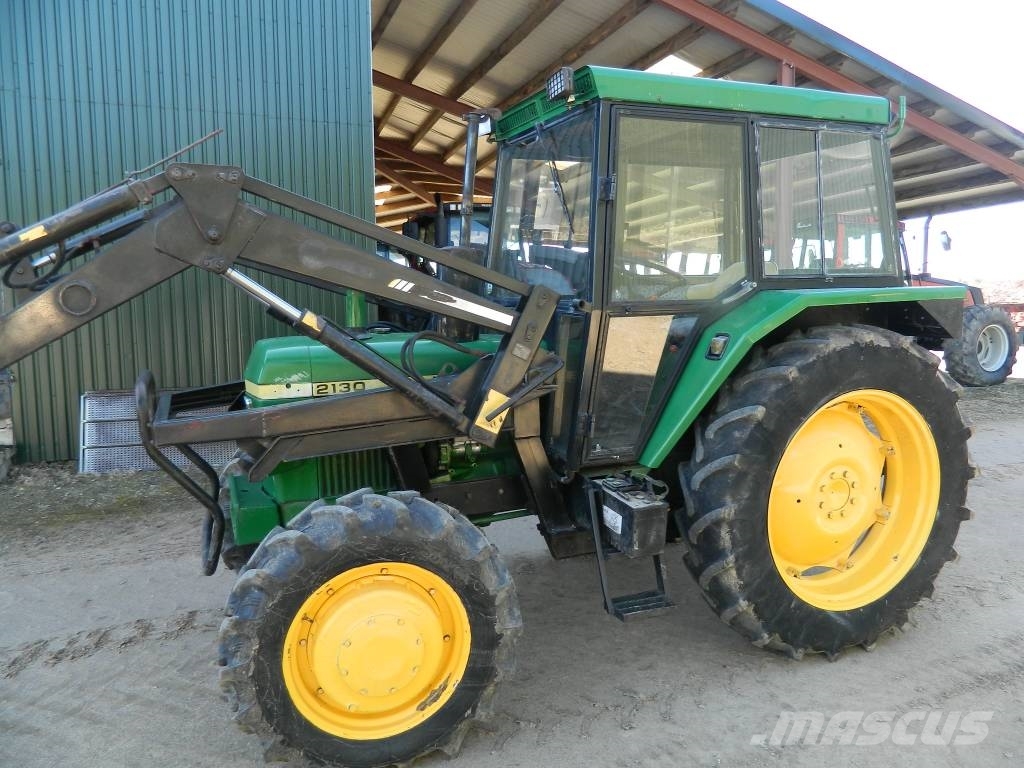 John Deere 2130 Трактора