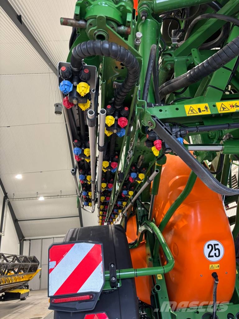 Amazone UX 6201 Super Trailed sprayers