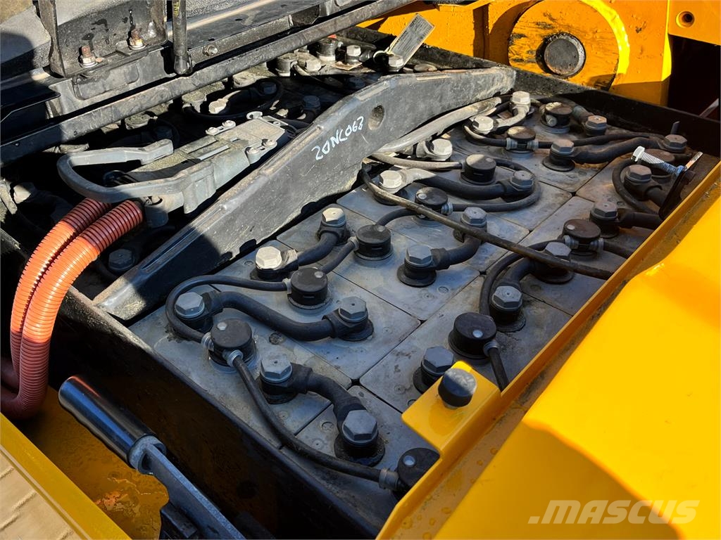 JCB 30-19E electric TLT Carretillas telescópicas