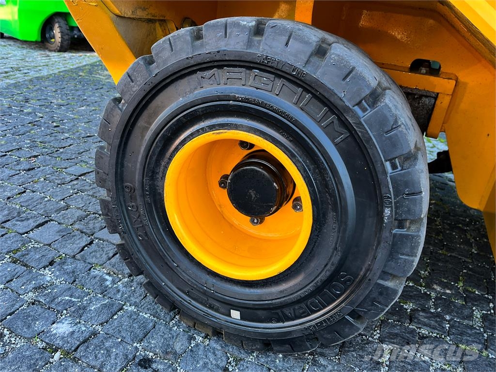 JCB 30-19E electric TLT Carretillas telescópicas