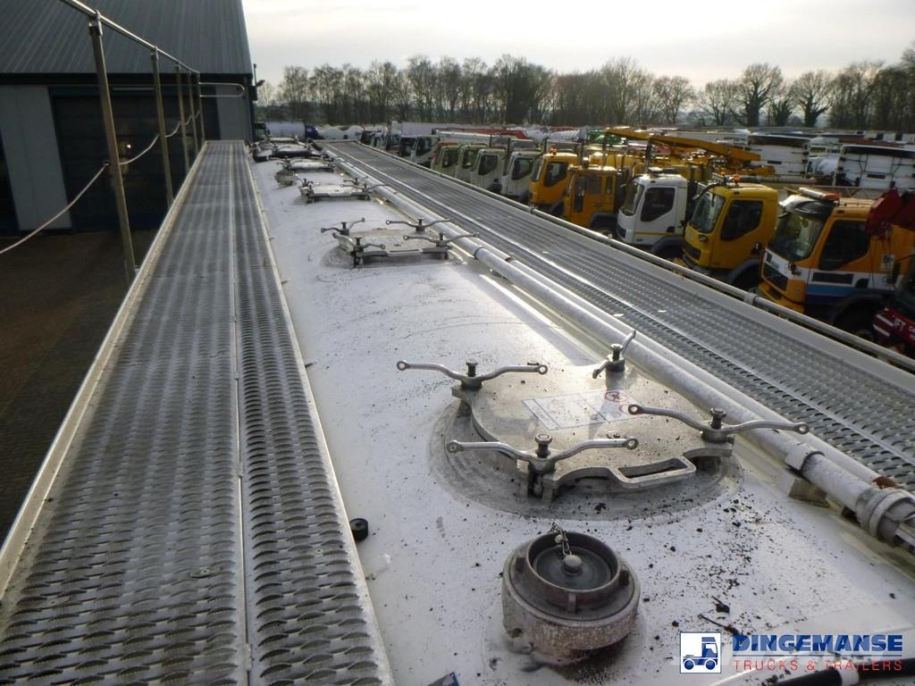 Feldbinder Powder tank alu 63 m3 (tipping) Tanktrailer