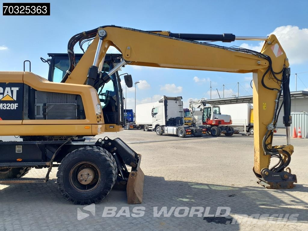 CAT M320 F Excavadoras de ruedas