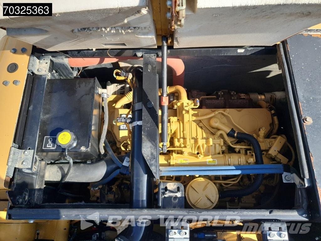 CAT M320 F Ratiniai ekskavatoriai