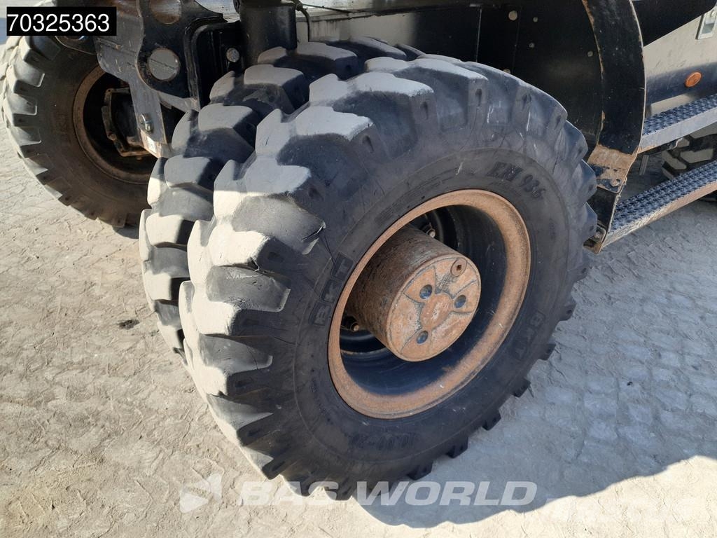 CAT M320 F Ratiniai ekskavatoriai