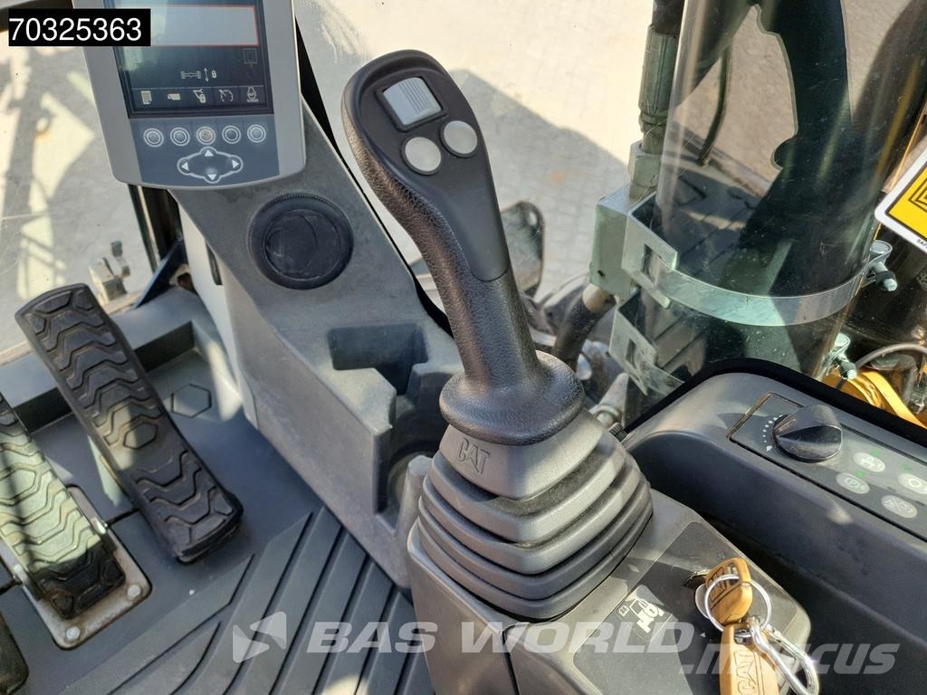 CAT M320 F Excavadoras de ruedas