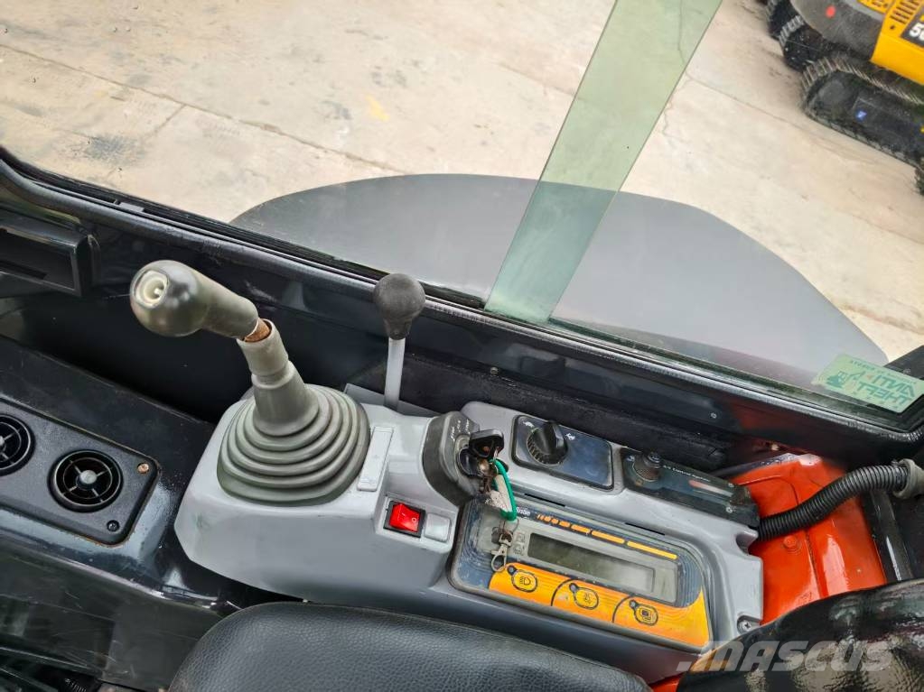 Kubota U 27 Mini bagri <7t