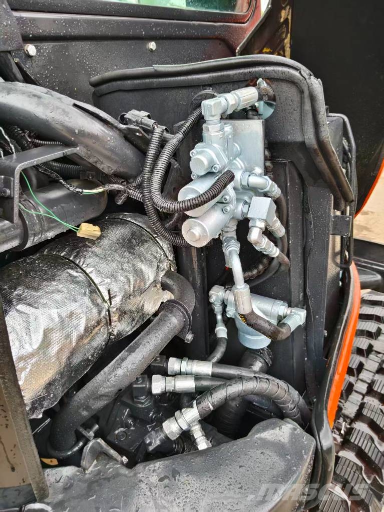 Kubota U 27 Mini bagri <7t
