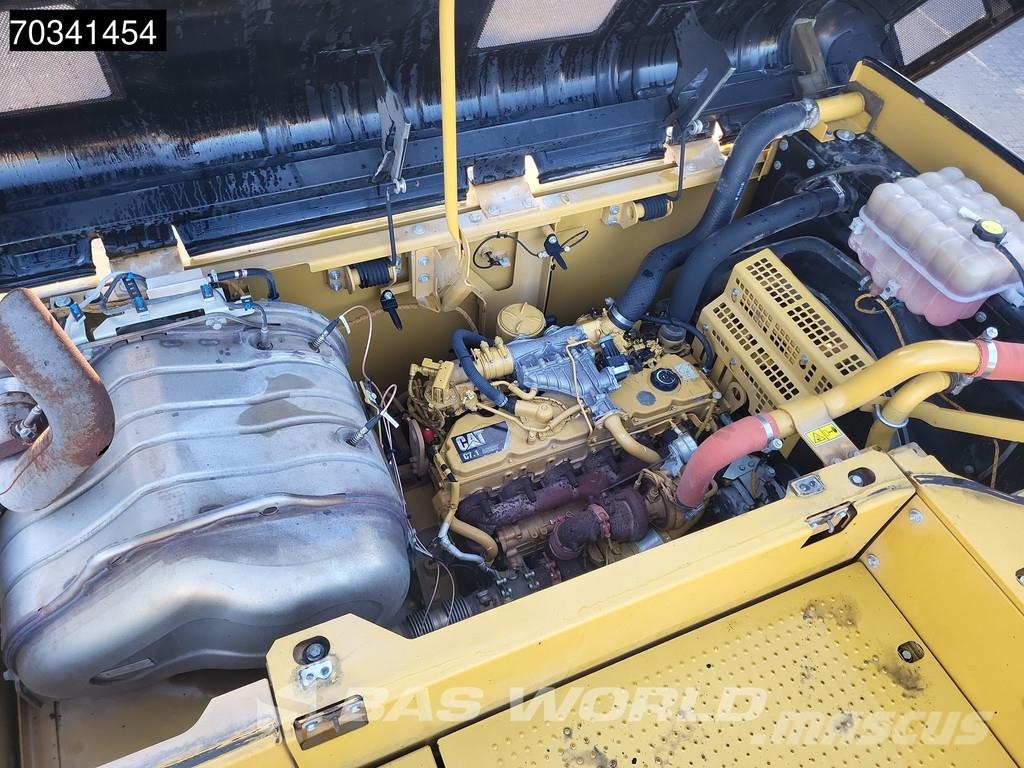 CAT 330 F LN 3M Width - German Machine Kāpurķēžu ekskavatori