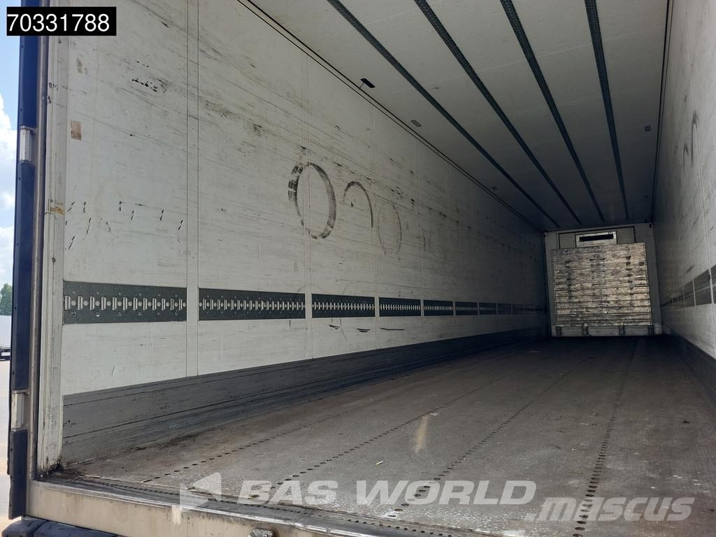 Schmitz Cargobull SCB*S3B Tailgate Lift Axle 250x270cm نصف مقطورات بدرجة حرارة قابلة للضبط