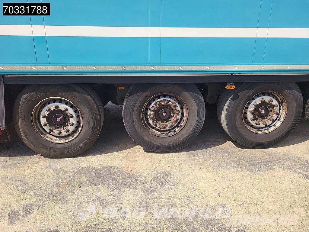 Schmitz Cargobull SCB*S3B Tailgate Lift Axle 250x270cm نصف مقطورات بدرجة حرارة قابلة للضبط