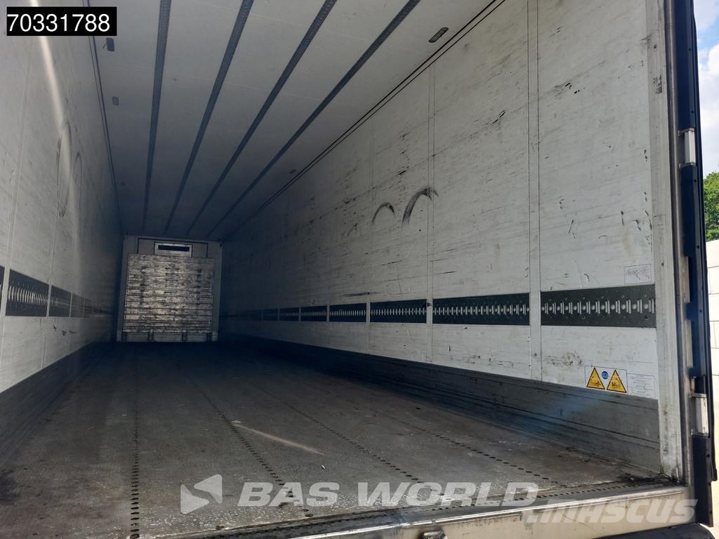 Schmitz Cargobull SCB*S3B Tailgate Lift Axle 250x270cm نصف مقطورات بدرجة حرارة قابلة للضبط
