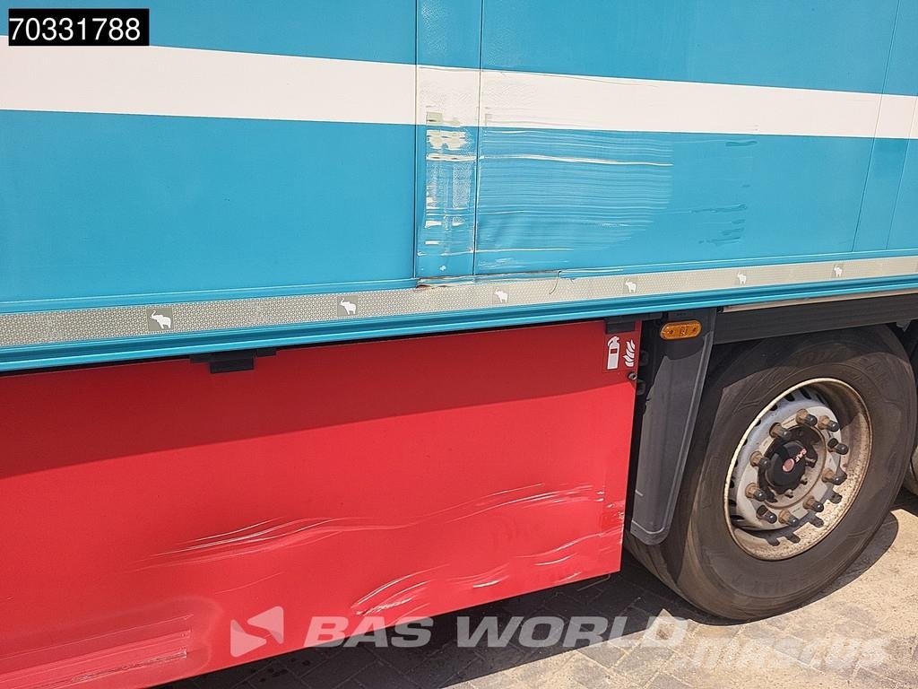 Schmitz Cargobull SCB*S3B Tailgate Lift Axle 250x270cm نصف مقطورات بدرجة حرارة قابلة للضبط