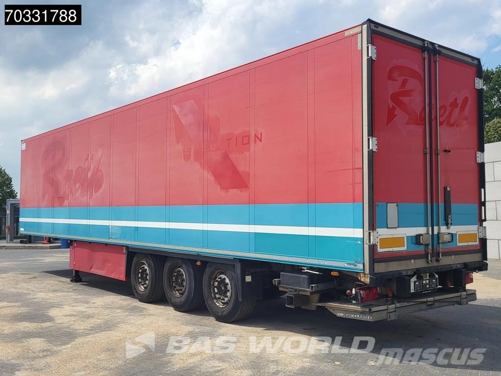 Schmitz Cargobull SCB*S3B Tailgate Lift Axle 250x270cm نصف مقطورات بدرجة حرارة قابلة للضبط