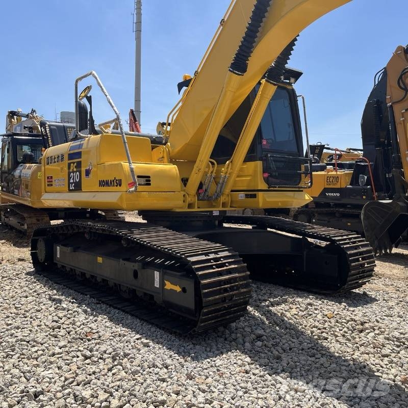 Komatsu PC 210 大型油圧ショベル12t以上(パワーショベル・ユンボ)