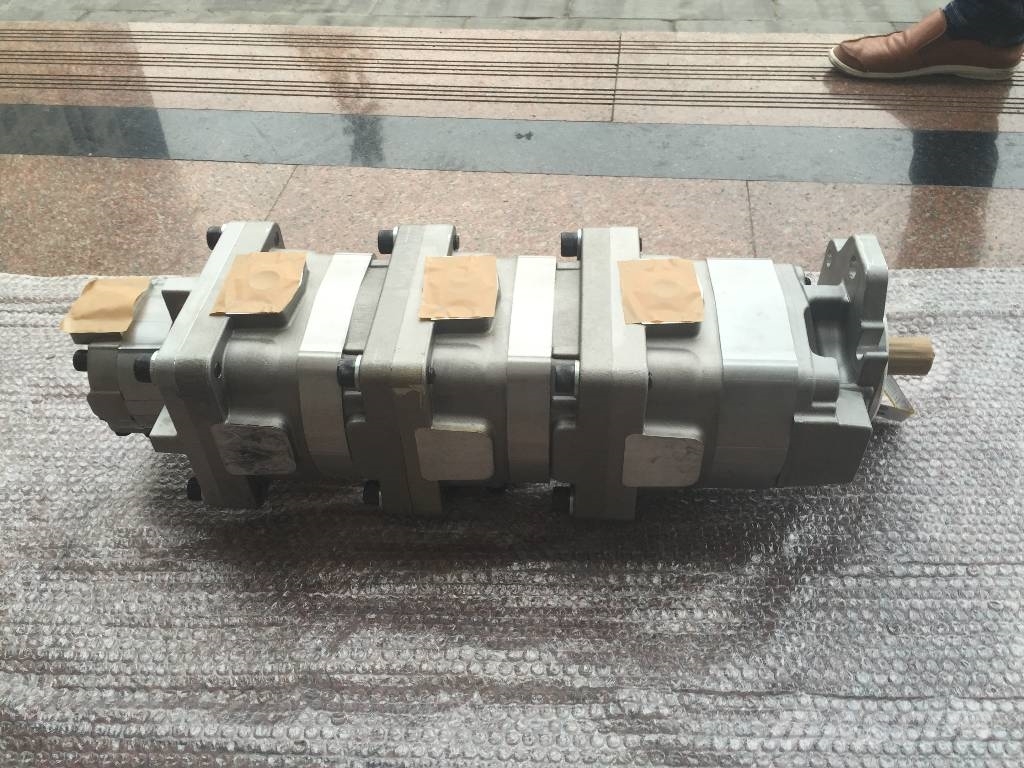 Komatsu WA320-3 pump 705-55-34160 مكونات أخرى