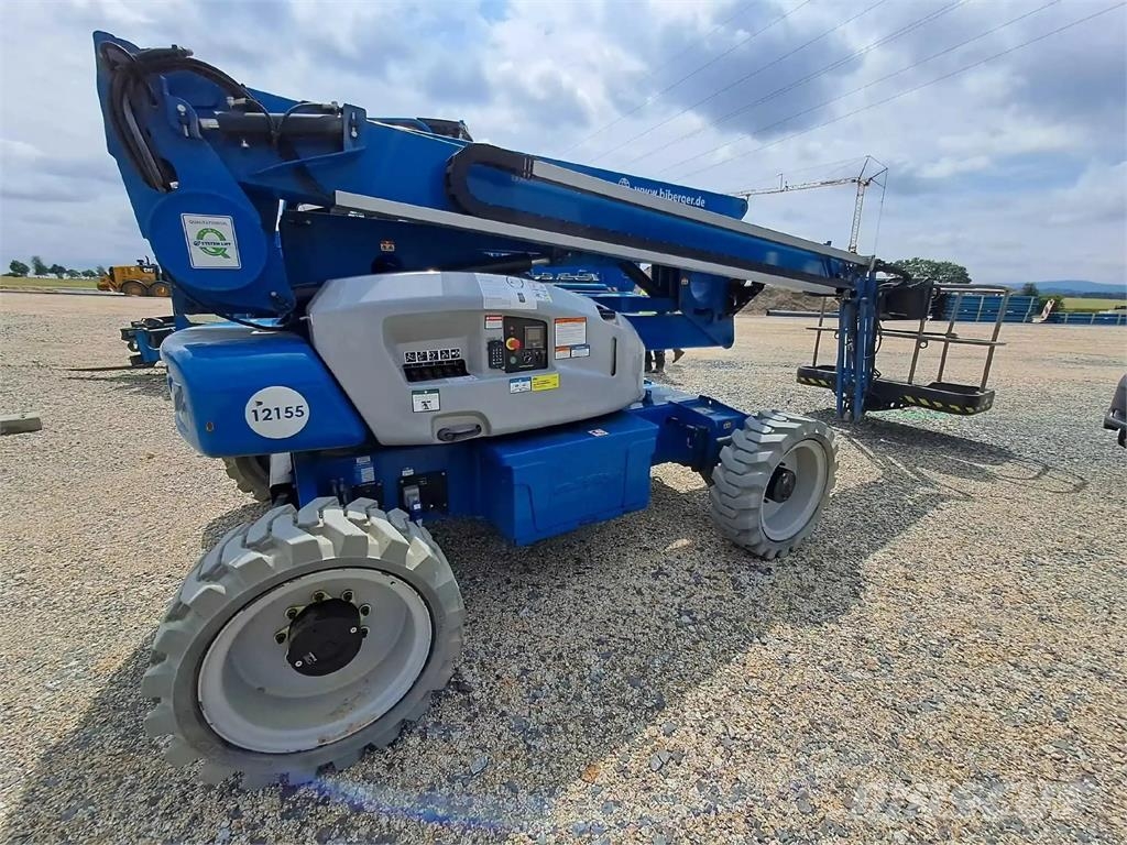 Niftylift HR21 4x4 Hybrid Articulated boom lifts