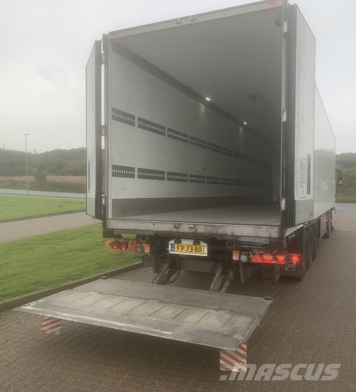 Schmitz Cargobull Trailer Reefer Flower Width & Double Stock Straigh نصف مقطورات بدرجة حرارة قابلة للضبط