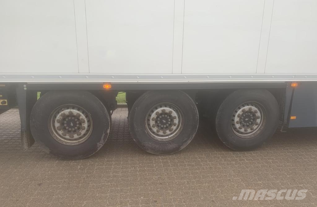 Schmitz Cargobull Trailer Reefer Flower Width & Double Stock Straigh نصف مقطورات بدرجة حرارة قابلة للضبط