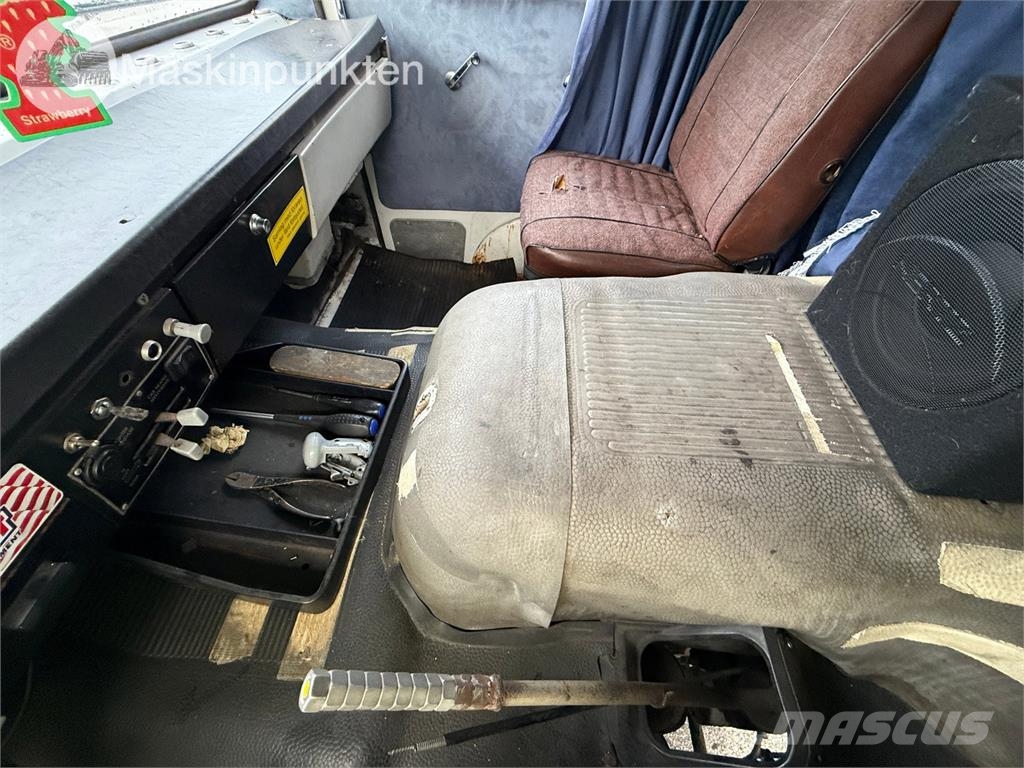 Scania LB8050OMBYGGD BIL 牵引车