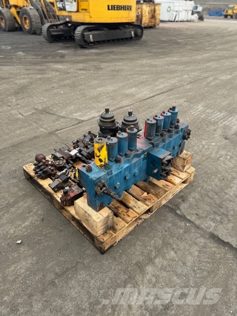 O&K RH 25.5 USED HYDRAULIC PARTS COMPLET Гідравліка