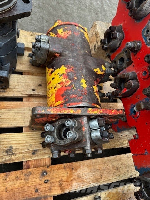 O&K RH 25.5 USED HYDRAULIC PARTS COMPLET Гідравліка