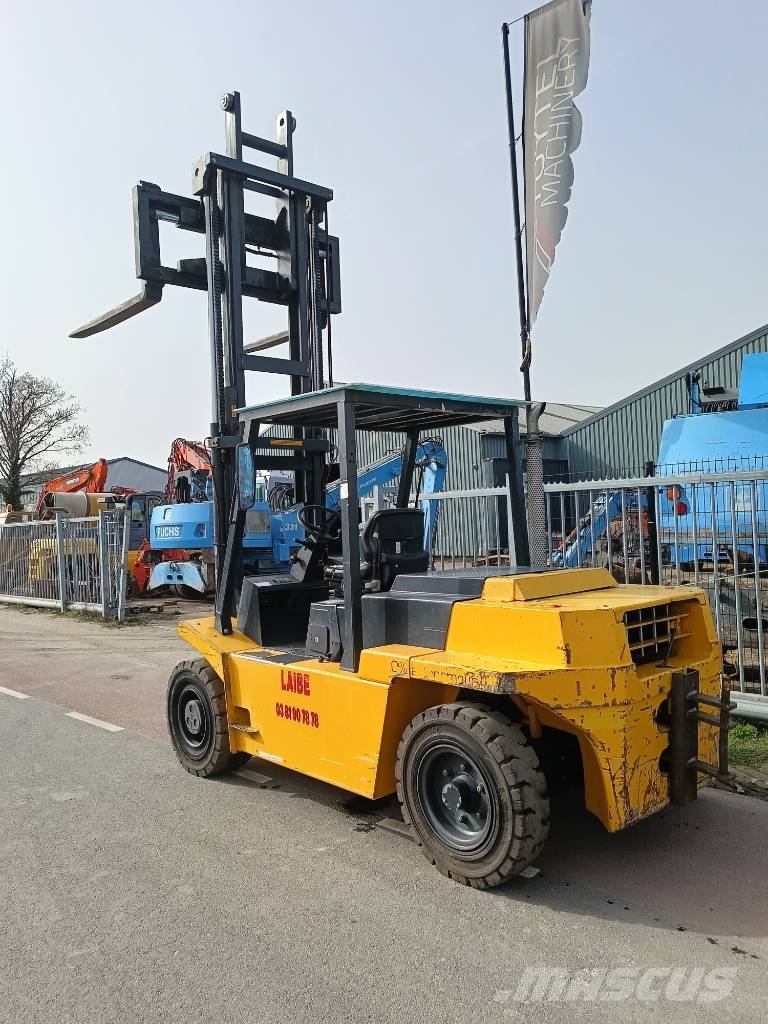 OM carrelli DI60C 6 ton heftruck forklift stapler شاحنات الديزل