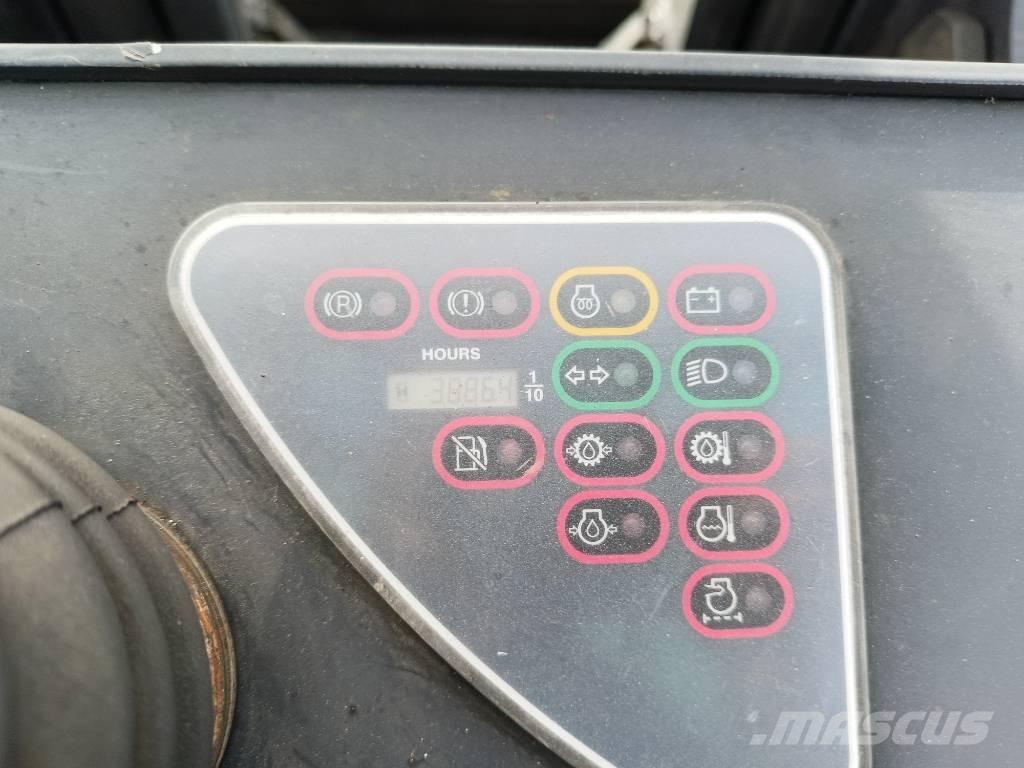 OM carrelli DI60C 6 ton heftruck forklift stapler شاحنات الديزل