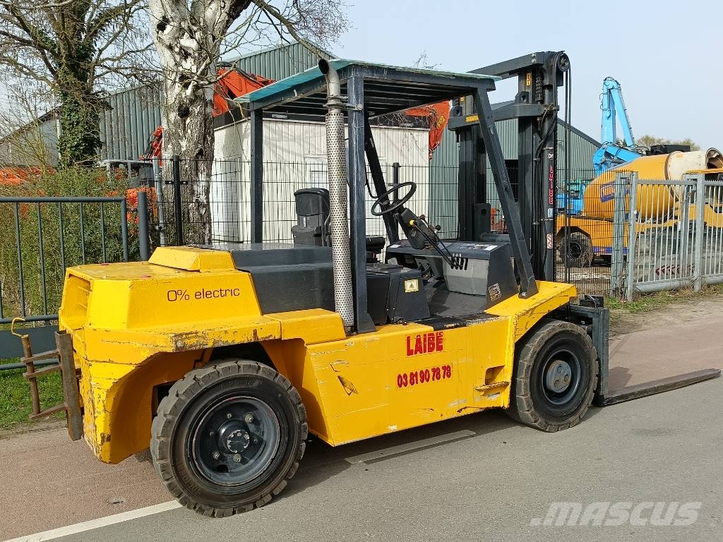 OM carrelli DI60C 6 ton heftruck forklift stapler شاحنات الديزل
