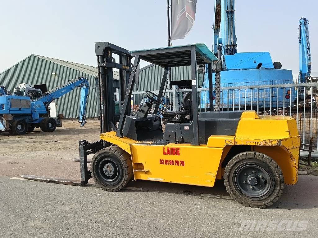 OM carrelli DI60C 6 ton heftruck forklift stapler شاحنات الديزل