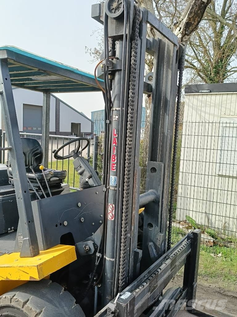 OM carrelli DI60C 6 ton heftruck forklift stapler شاحنات الديزل