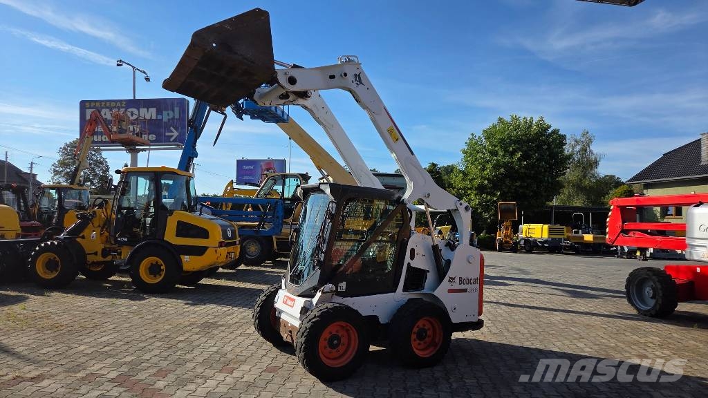 Bobcat S 530 Lietoti riteņu kompaktiekrāvēji