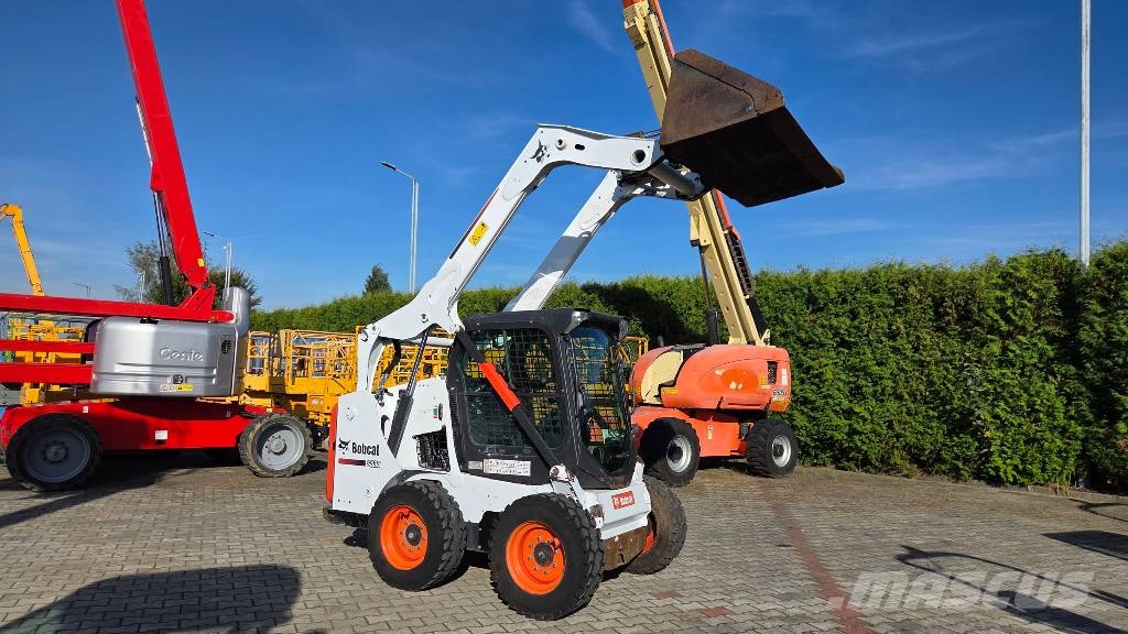 Bobcat S 530 Lietoti riteņu kompaktiekrāvēji