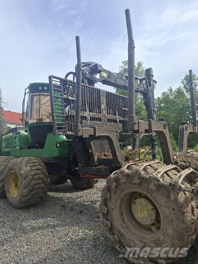 John Deere 1210G Forwarders