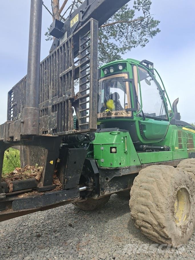 John Deere 1210G Forwarders