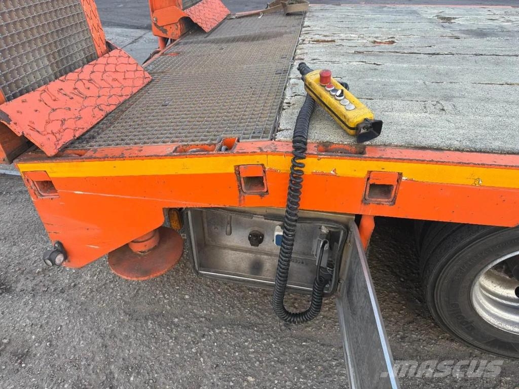 Meusburger MTS 3 2 AXLE FORCED STEERING,1 LIFT AXLE, DOUBLE H Low loader-semi-trailers