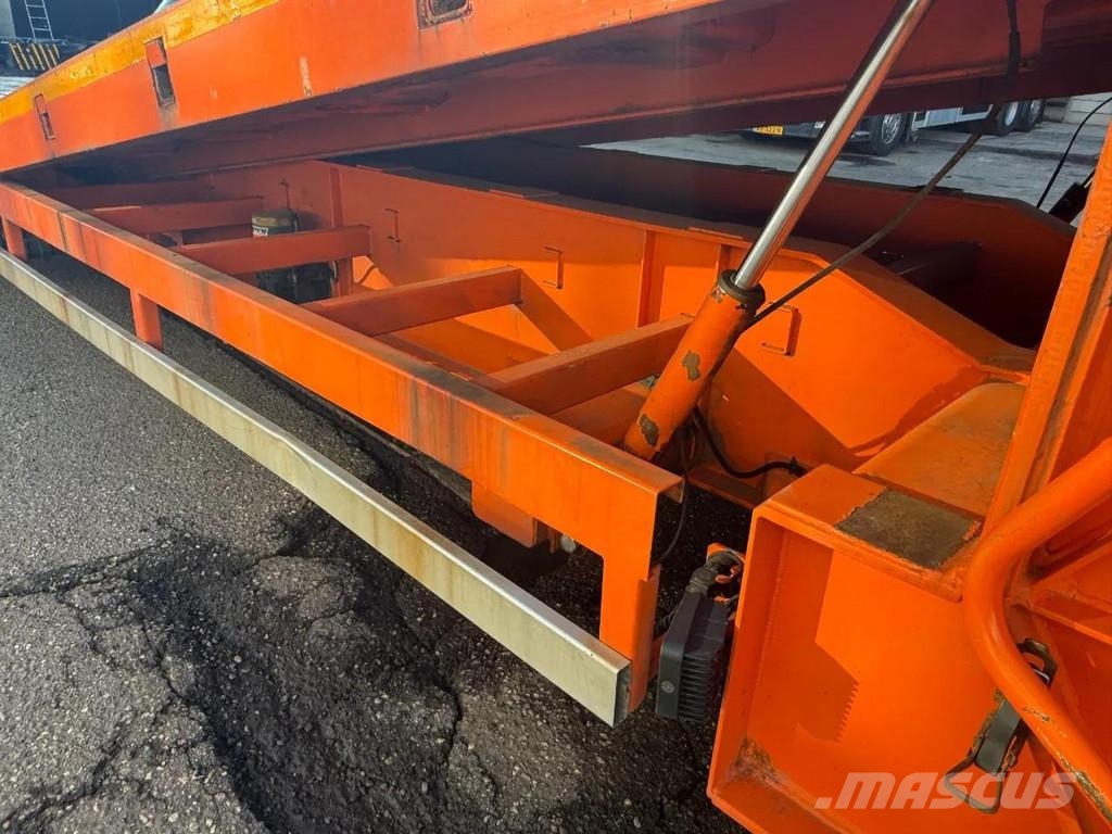 Meusburger MTS 3 2 AXLE FORCED STEERING,1 LIFT AXLE, DOUBLE H Low loader-semi-trailers