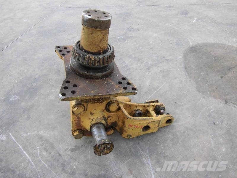 Komatsu HD 465-5 Front suspension Chasis y suspención