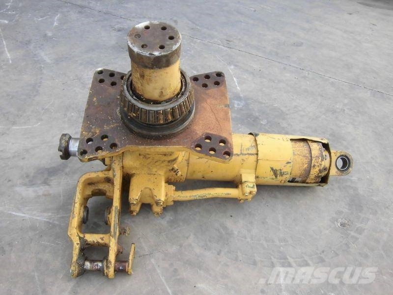 Komatsu HD 465-5 Front suspension Chasis y suspención