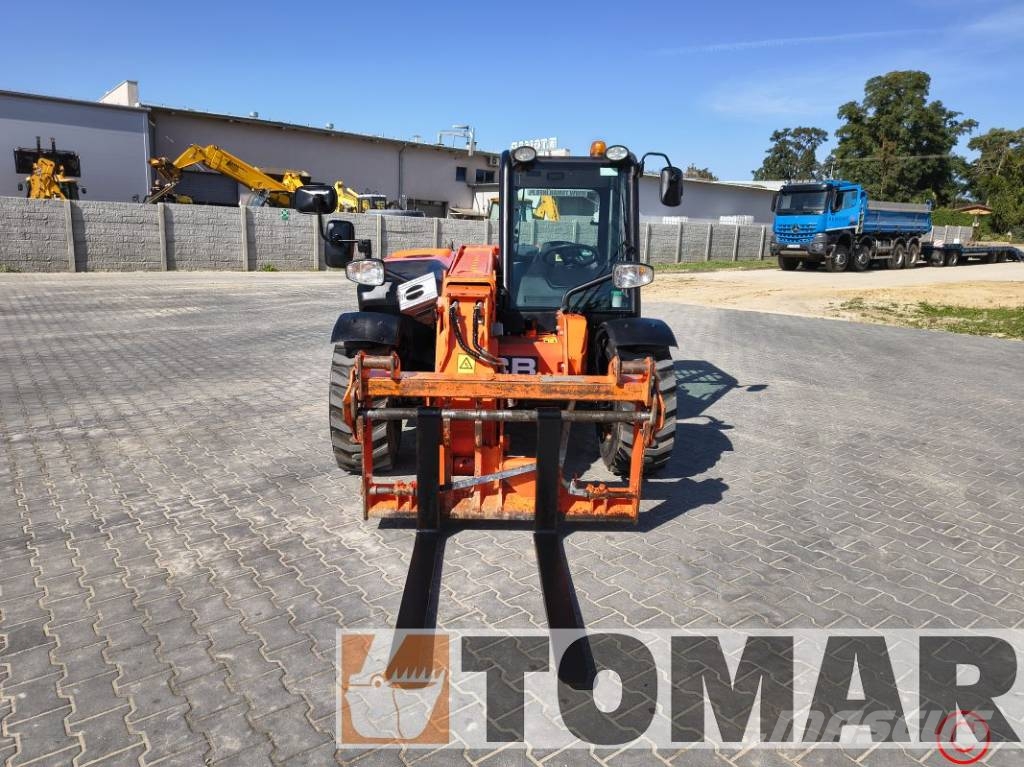JCB 525-60 Teleskopiniai krautuvai