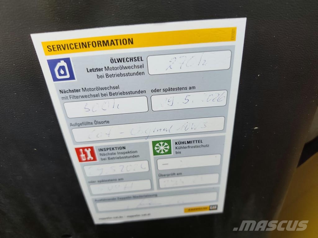 CAT 906M . Utovarivači na kotačima