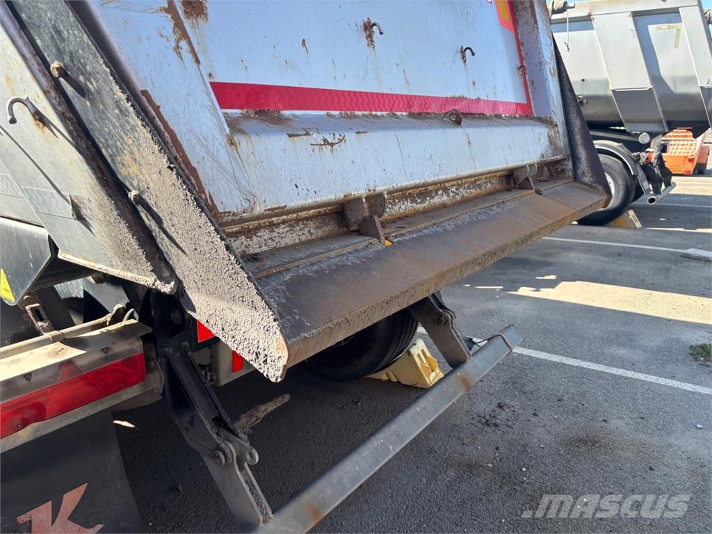 Kässbohrer DL BASIC Tipper trailers