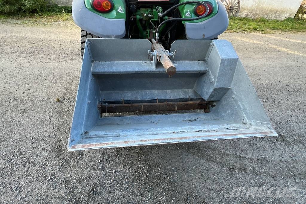 John Deere 3045 R Kompakttraktorid