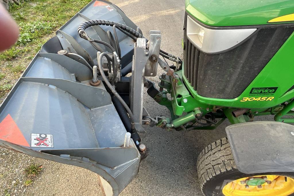 John Deere 3045 R Kompakttraktorid